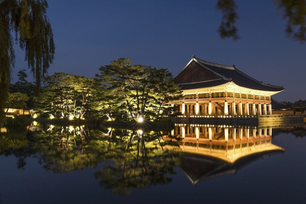 South Korea Travel Guide: 10 Unmissable Tips for an Incredible Adventure 4 view 1950544 1280 1